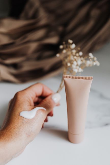 Best Face Cleansers for Oily Skin Under $20: Practical Playbook with Real Examples